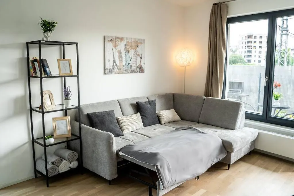 Free Parking- Newly Built Apartment Praga