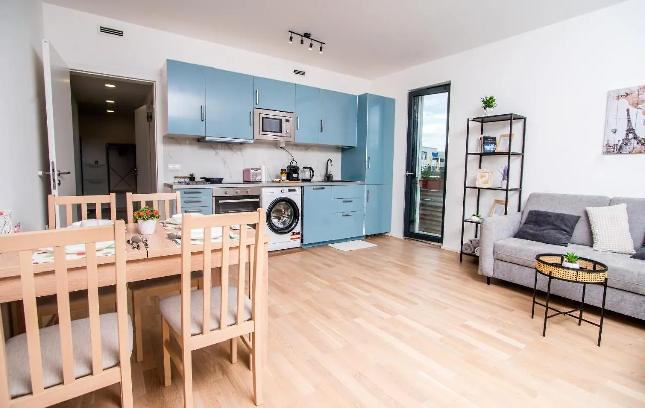 Free Parking- Newly Built Apartment Praga