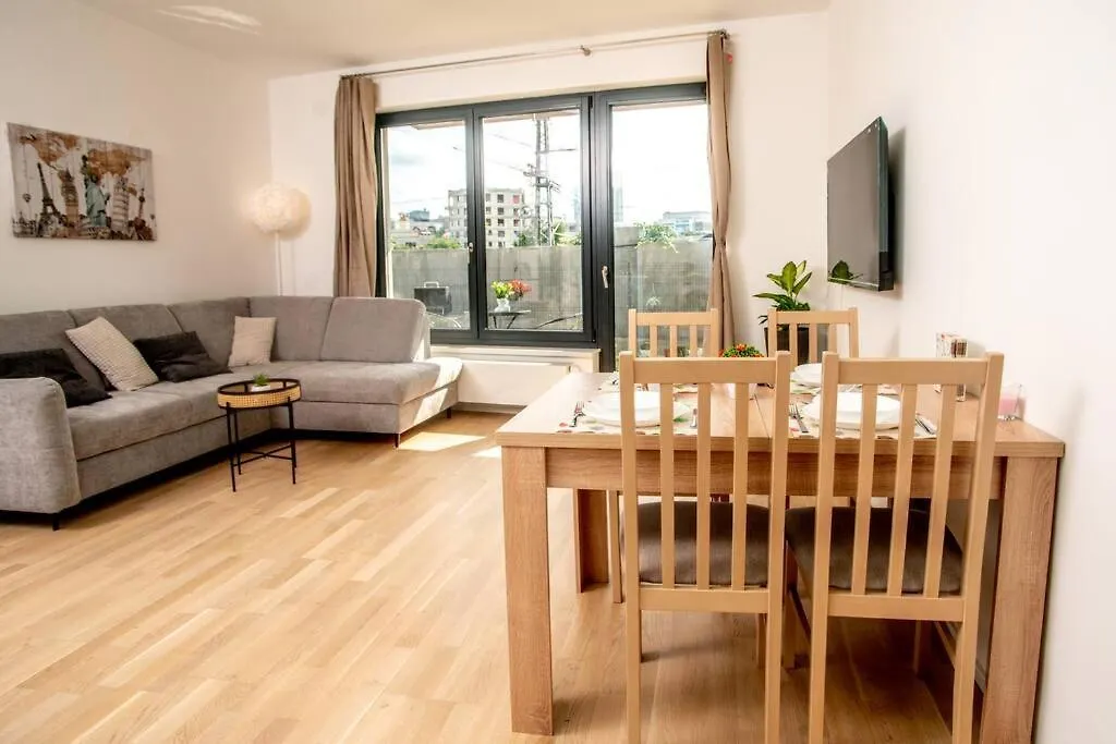 Free Parking- Newly Built Apartment Praga República Checa