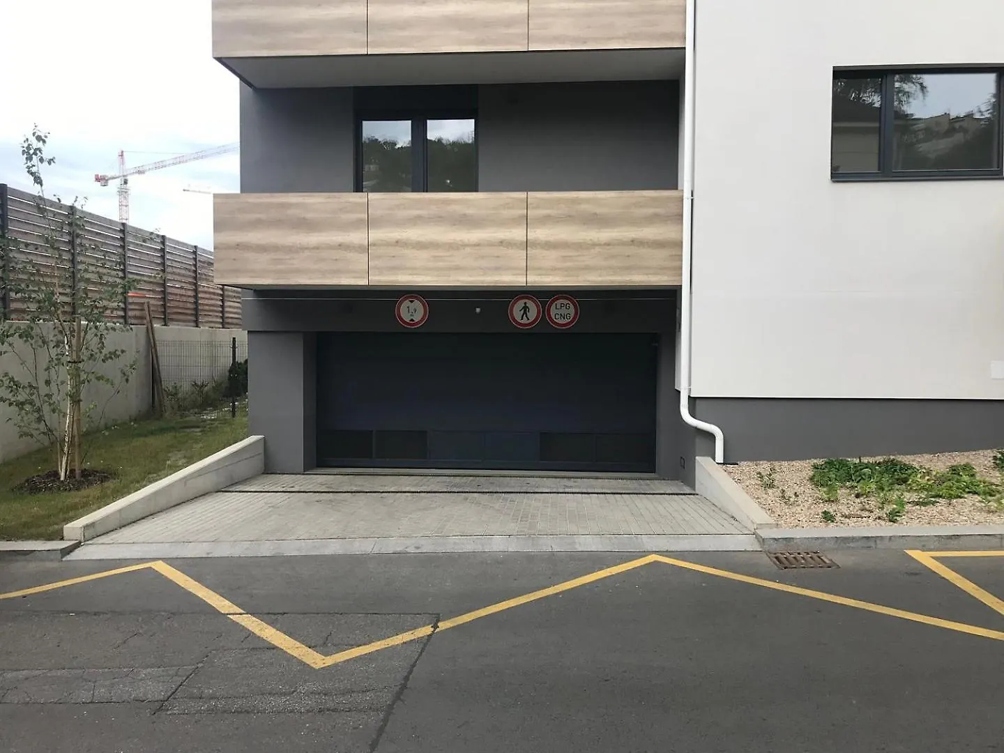 Free Parking- Newly Built Apartment Praga